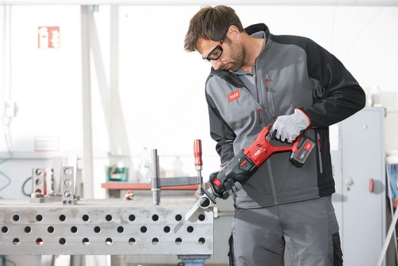 Akku-Säbelsäge mit Pendelhub RS 29 18,0 V